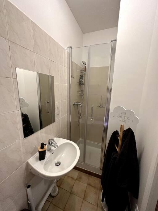 Appartement La Tete Dans Les Nuages à Arcueil Extérieur photo